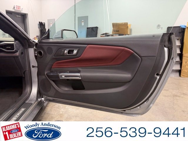 Used 2025 Ford Mustang GT Premium RWD image 23