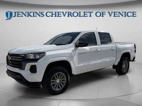 New 2025 Chevrolet Colorado LT RWD image 7