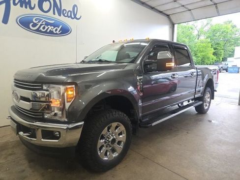Used 2019 Ford F250 Lariat w/ Chrome Package AWD/4WD image 34
