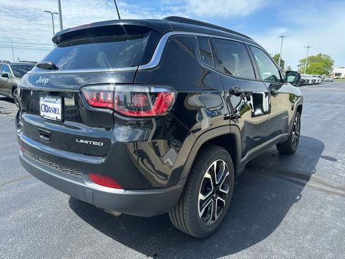 Used 2022 Jeep Compass Limited AWD/4WD image 5