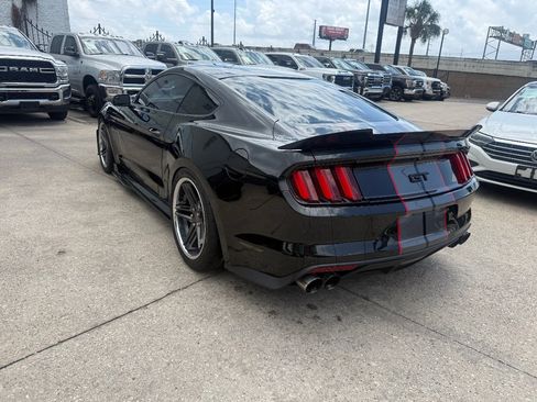 Used 2017 Ford Mustang GT w/ Black Accent Package image 6