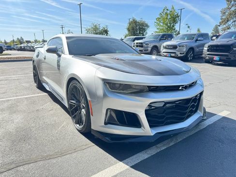 Used 2017 Chevrolet Camaro ZL1 RWD image 7