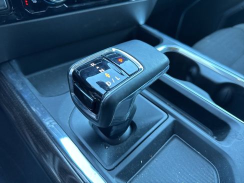 Used 2023 Chevrolet Silverado 1500 RST w/ Z71 Off-Road Package image 10