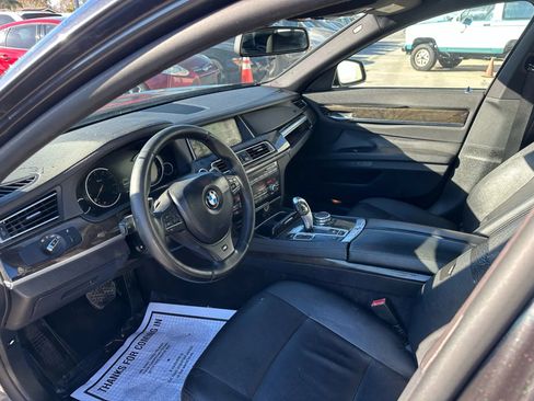 Used 2014 BMW 740Li RWD image 25