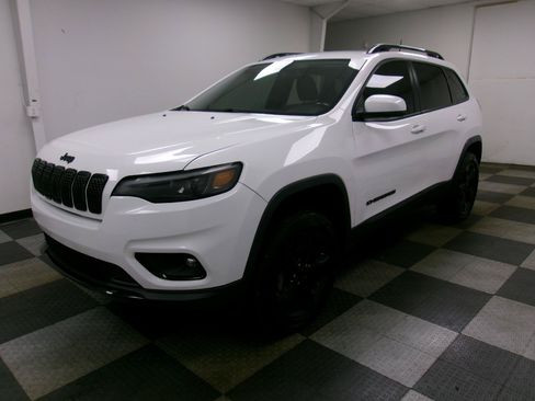Used 2020 Jeep Cherokee Latitude Plus AWD/4WD image 1