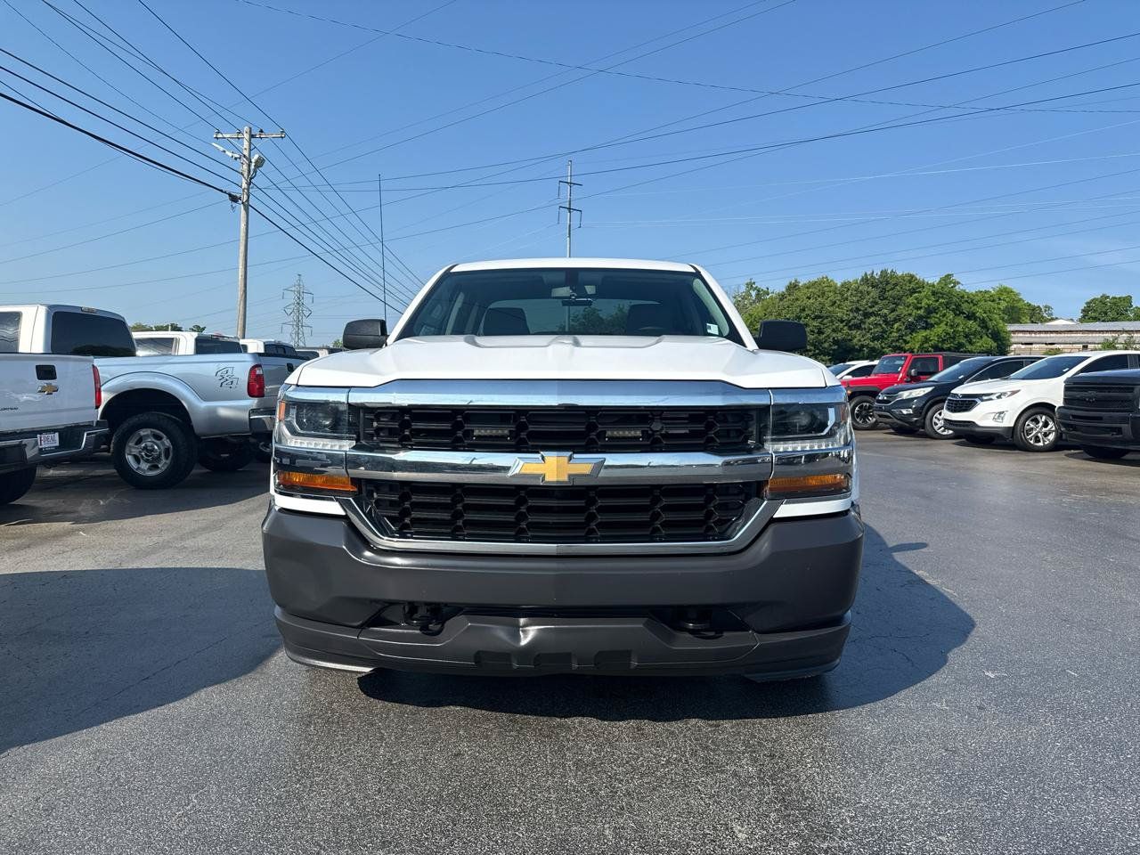 Used 2018 Chevrolet Silverado 1500 W/T w/ Trailering Package AWD/4WD image 2