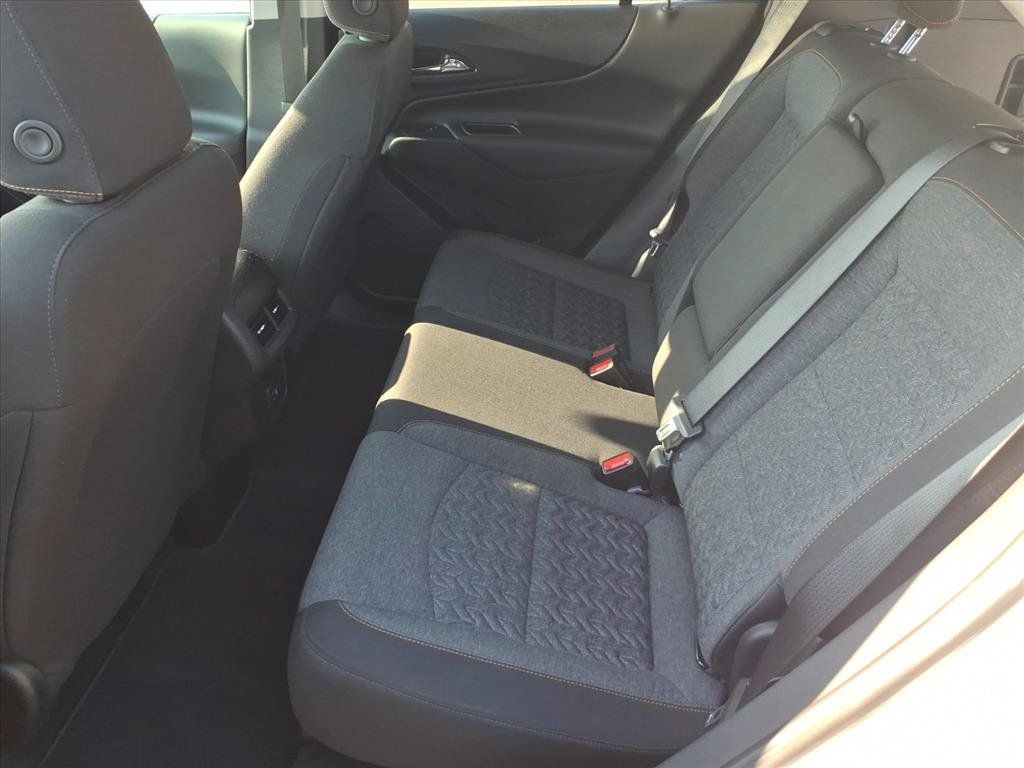 Used 2023 Chevrolet Equinox LT FWD image 13