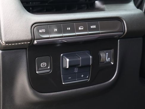 Certified 2023 Cadillac Escalade Sport AWD/4WD image 28