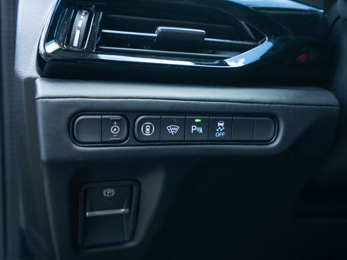 Used 2022 Acura MDX SH-AWD w/ Technology Package image 38