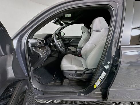 Certified 2025 Toyota Tacoma SR5 image 20