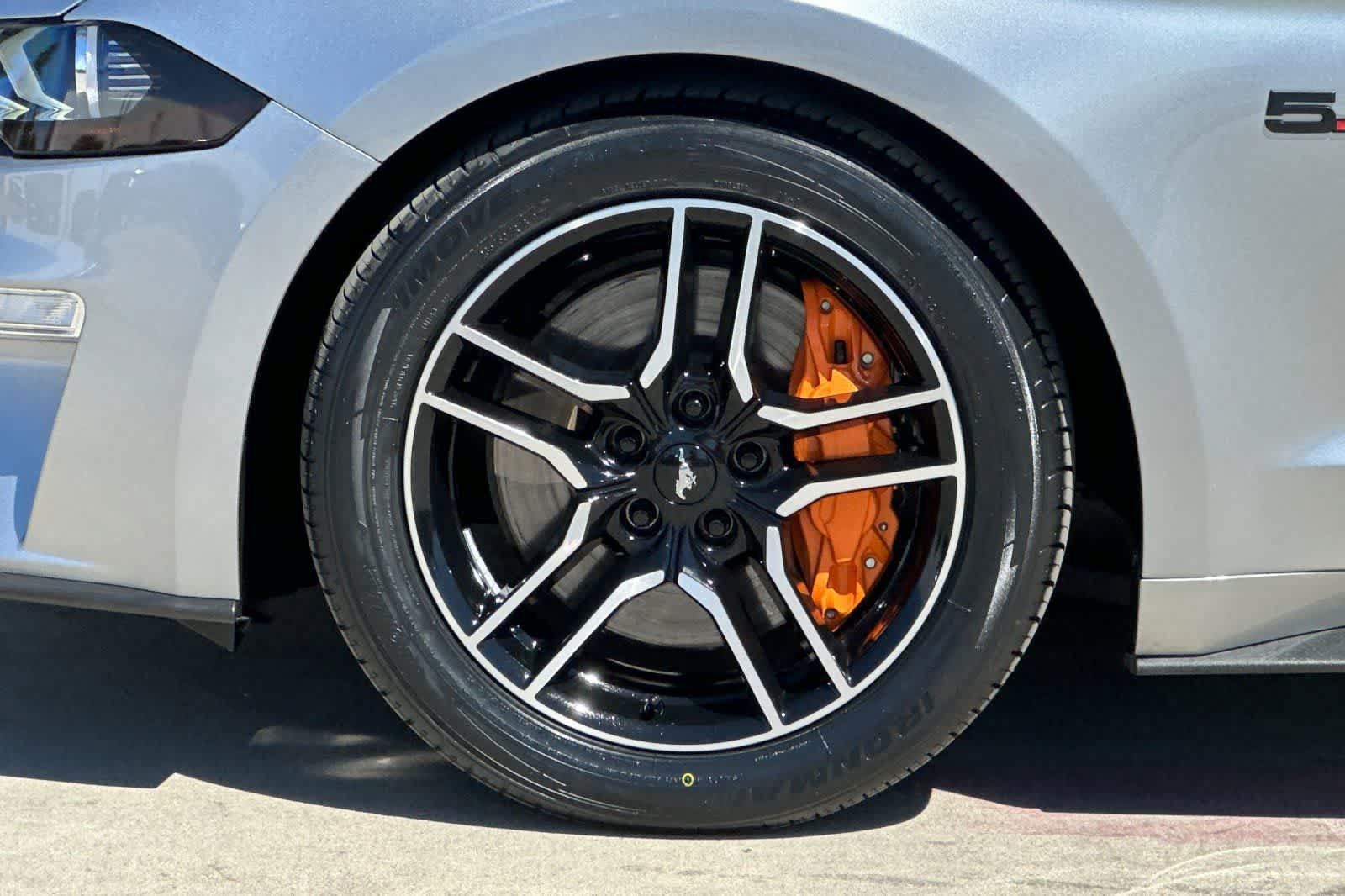 Used 2022 Ford Mustang GT Premium RWD image 33