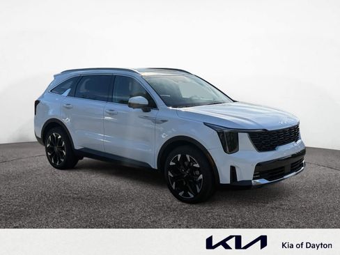 Used 2025 Kia Sorento SX image 7