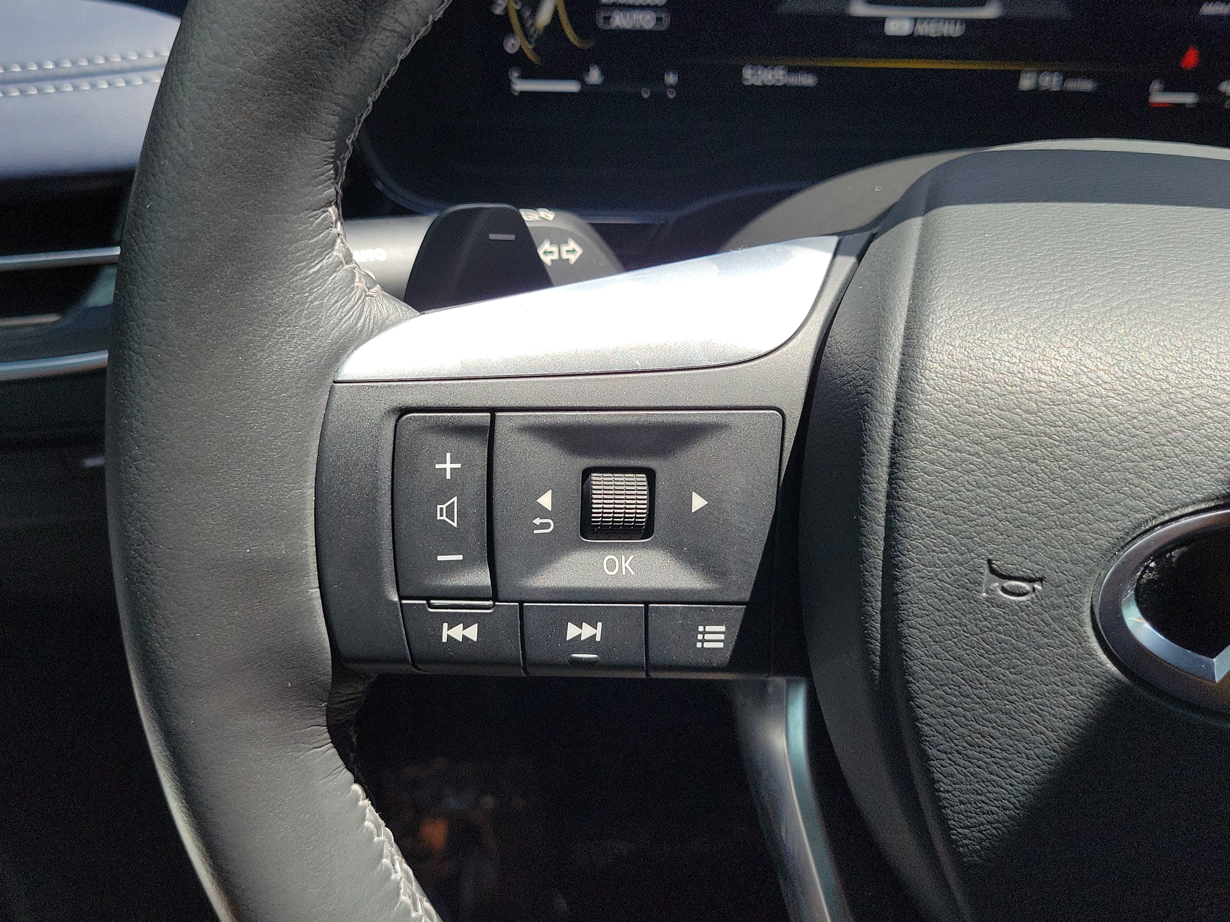 Used 2026 INFINITI QX60 Sport w/ Dark Cargo Package AWD/4WD image 26