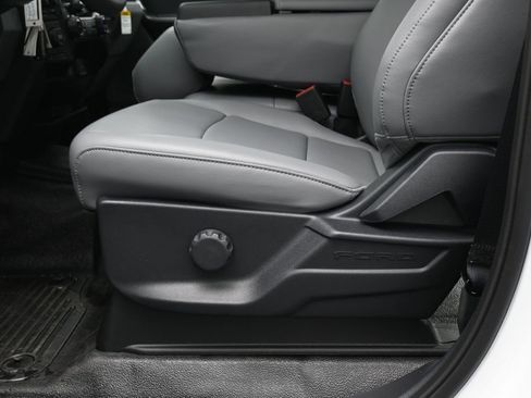 New 2026 Ford F250 XL RWD image 9