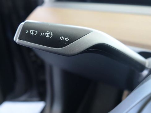 Used 2023 Tesla Model 3 Standard Range image 20