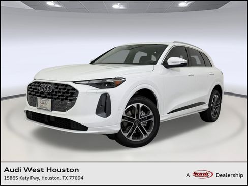 New 2026 Audi Q5 Premium image 1