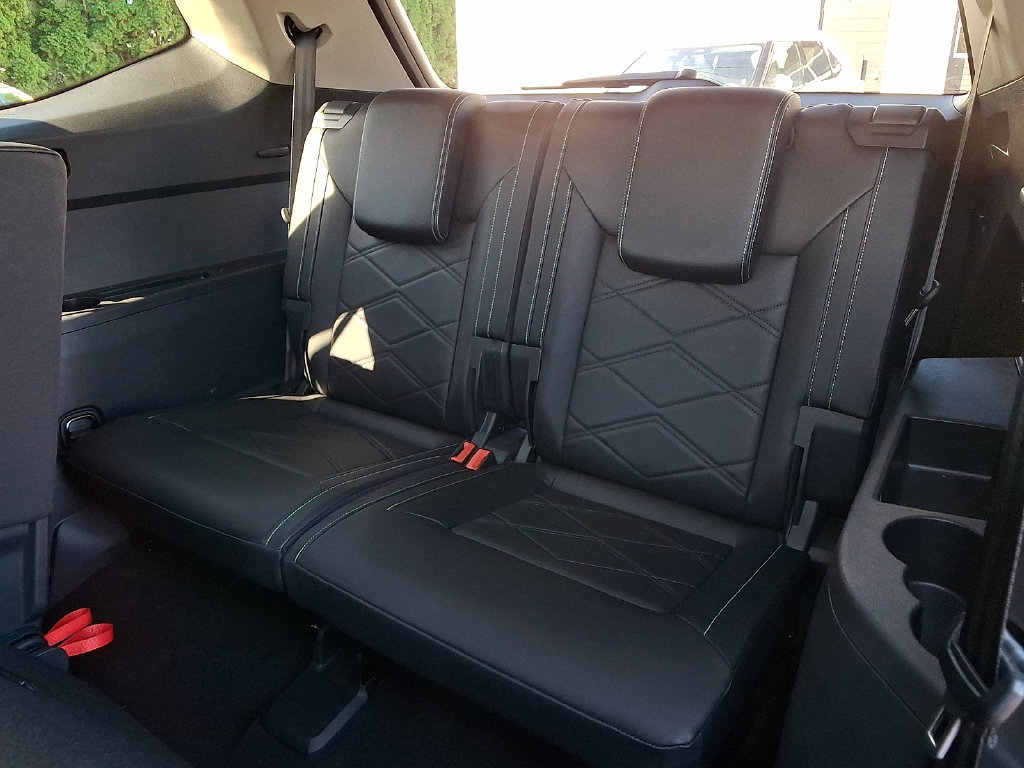 Used 2026 Volkswagen Atlas SE AWD/4WD image 10