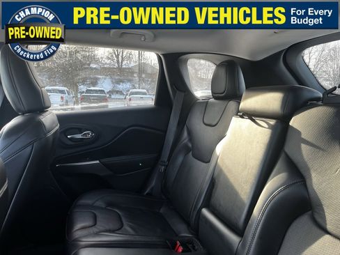 Used 2020 Jeep Cherokee Latitude Lux w/ Quick Order Package 26H Lux image 36