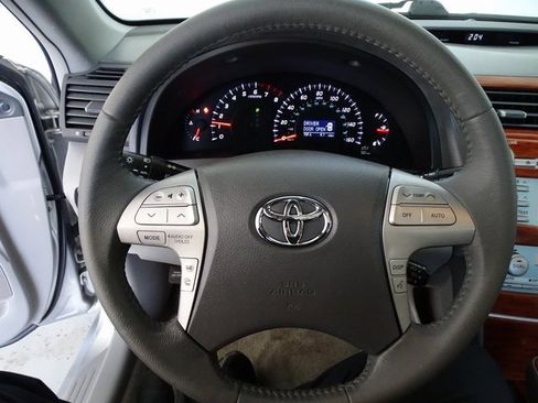 Used 2009 Toyota Camry XLE image 6