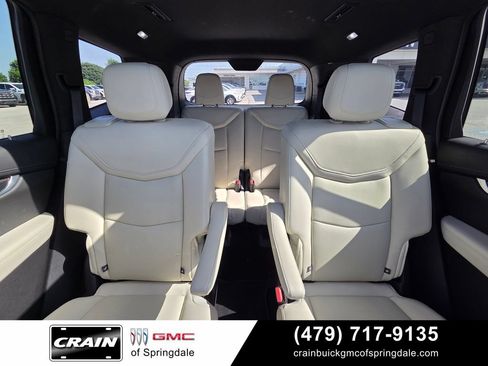 Used 2022 Cadillac XT6 Sport w/ Technology Package AWD/4WD image 30