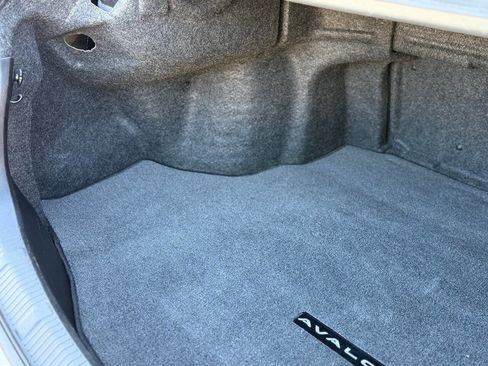 Used 2014 Toyota Avalon Limited image 52