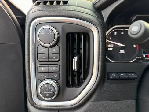 Used 2020 GMC Sierra 1500 Denali w/ Denali Ultimate Package AWD/4WD image 31