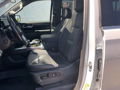 Used 2023 GMC Sierra 1500 SLT w/ SLT Convenience Package AWD/4WD image 18