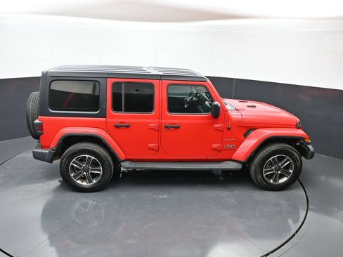 Used 2023 Jeep Wrangler Unlimited Sahara AWD/4WD image 37