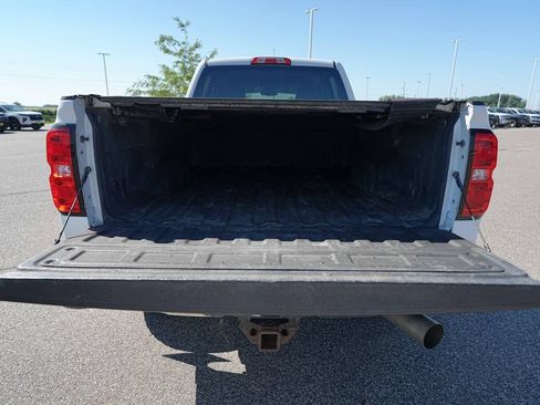 Used 2018 Chevrolet Silverado 3500 W/T w/ WT Convenience Package AWD/4WD image 12