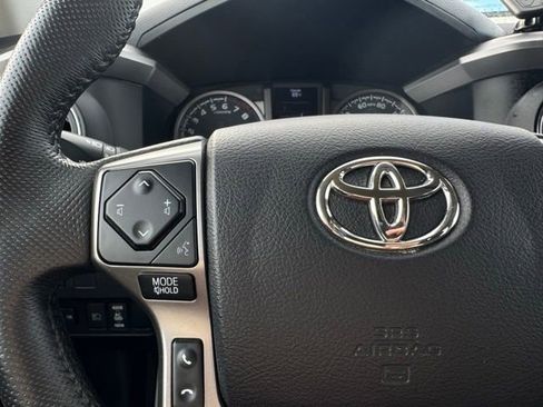 Used 2021 Toyota Tacoma SR5 w/ Trail Edition image 34