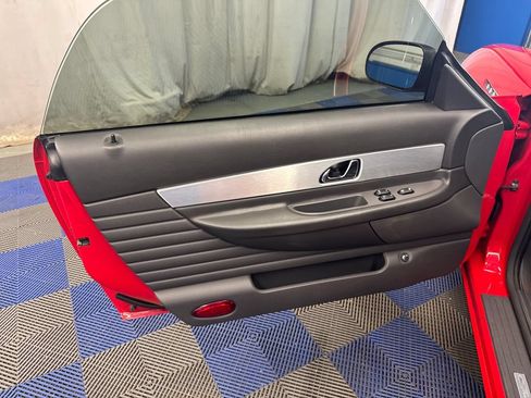 Used 2002 Ford Thunderbird RWD image 10