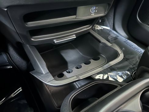 New 2026 Chrysler Pacifica Select image 31