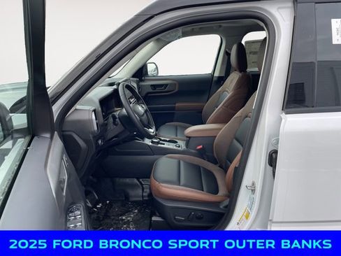 New 2025 Ford Bronco Sport Outer Banks w/ Sasquatch Outer Banks Package image 9