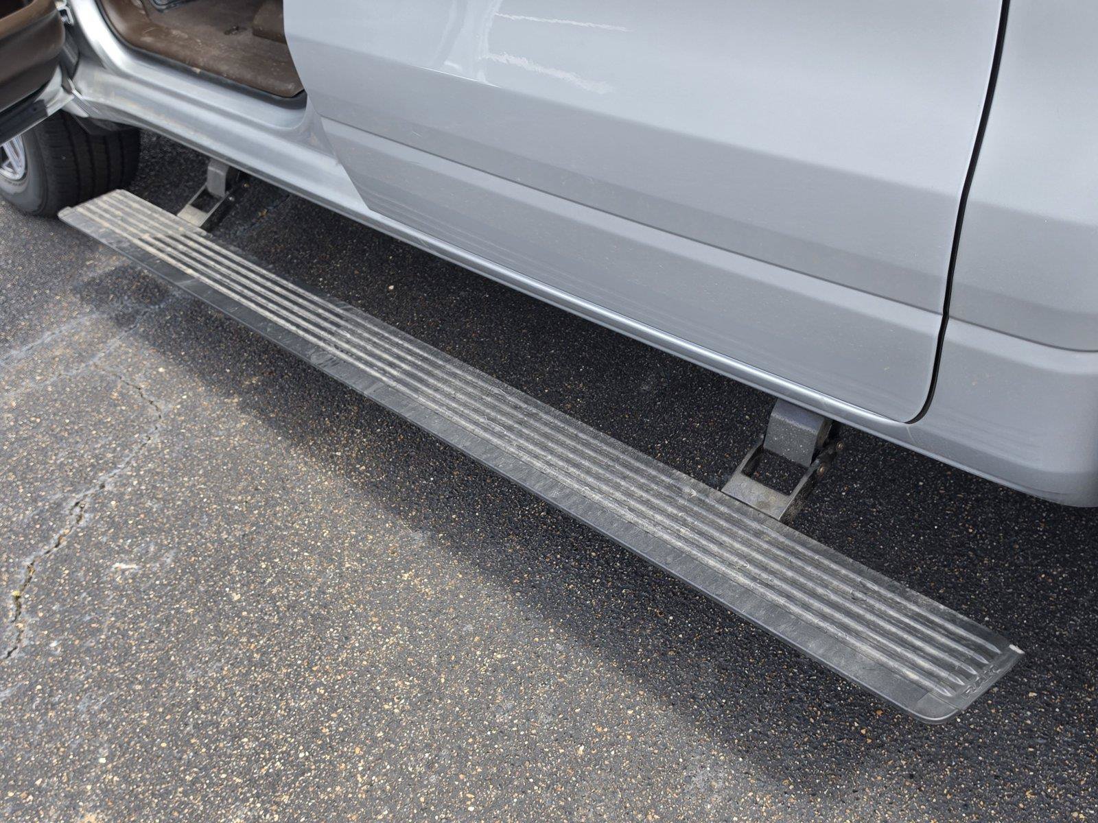 New 2026 RAM 1500 Laramie w/ Laramie Southwest Edition AWD/4WD image 39