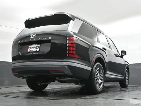 Used 2026 Hyundai Palisade SEL FWD image 44