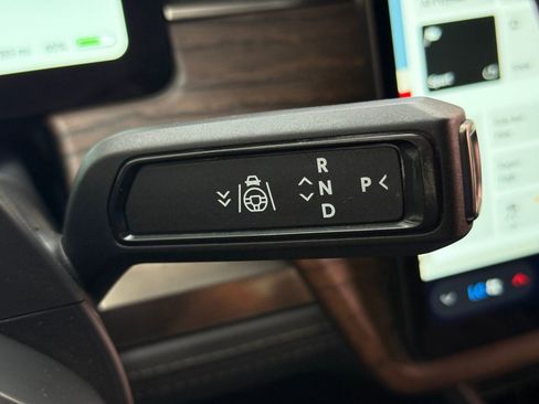 Used 2023 Rivian R1T Adventure AWD/4WD image 16