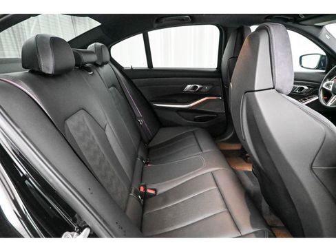 Used 2021 BMW M3 Competition w/ Executive Package image 17