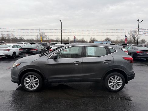 Used 2019 Nissan Rogue Sport S w/ Appearance Package image 8