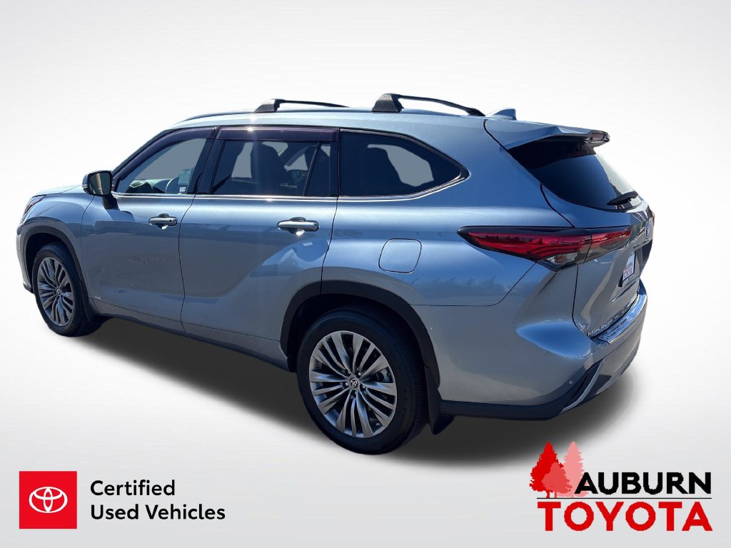 Certified 2022 Toyota Highlander Platinum AWD/4WD image 8