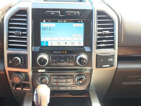 Used 2018 Ford F150 King Ranch w/ Equipment Group 601A Luxury AWD/4WD image 12