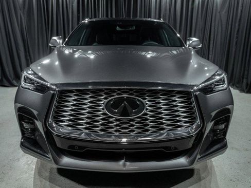 Used 2023 INFINITI QX55 Essential w/ Accent Package image 2