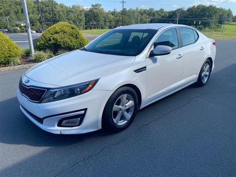 Used 2015 Kia Optima LX FWD image 3