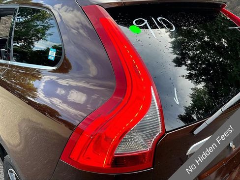 Used 2015 Volvo XC60 T6 Platinum AWD/4WD image 27