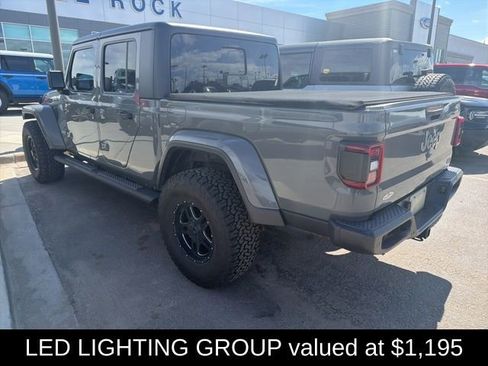 Used 2020 Jeep Gladiator Overland image 6