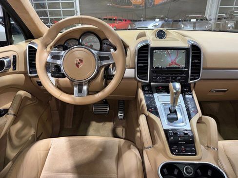 Used 2013 Porsche Cayenne GTS image 72
