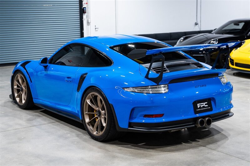 Used 2016 Porsche 911 GT3 RS RWD image 4