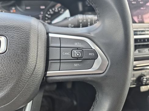 Used 2022 Jeep Compass Altitude image 24