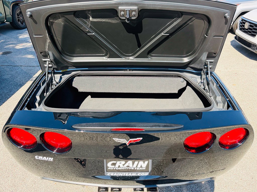 Used 2006 Chevrolet Corvette Convertible w/ Preferred Equipment Group RWD image 26