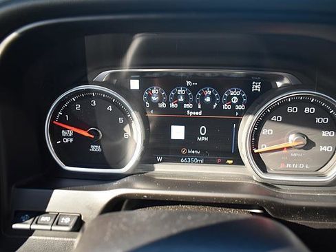 Used 2020 Chevrolet Silverado 1500 High Country w/ Technology Package image 30