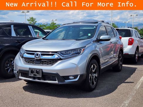 Used 2017 Honda CR-V Touring image 4